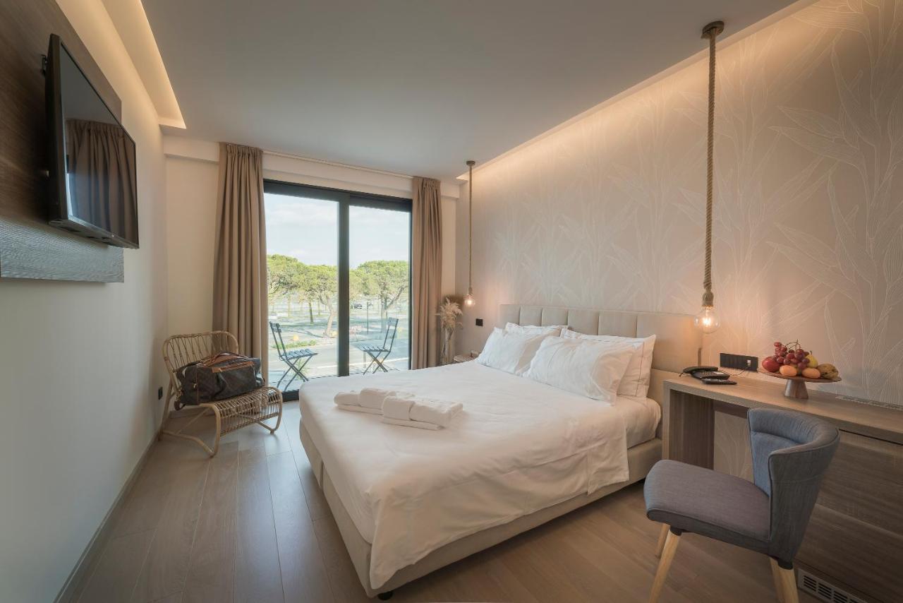 Hotel Vinci Sirmione Kültér fotó